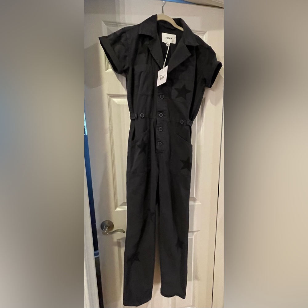 Pistola Grover Fieldsuit, size XXS, NWT. Price is firm.